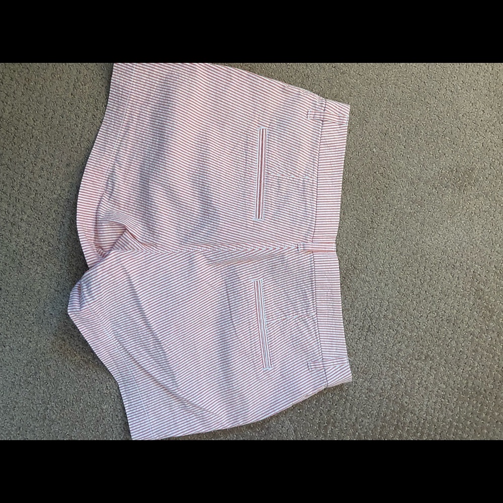 Seersucker striped shorts
